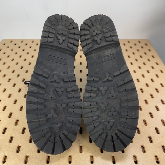 Divided Women’s Work Boot Black Faux Suede Lace Up Lug Sole Size 8.5 US - Picture 8 of 9